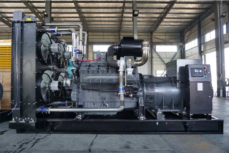 800KW柴油发电机组