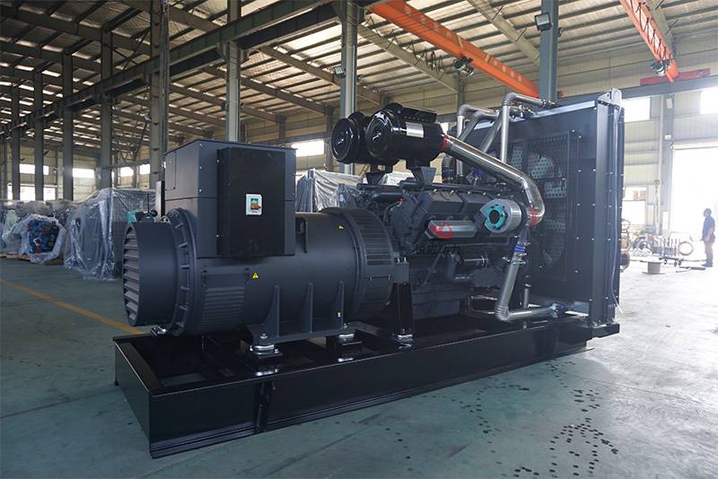 苏州客户订购1000KW扬柴柴油发电机组